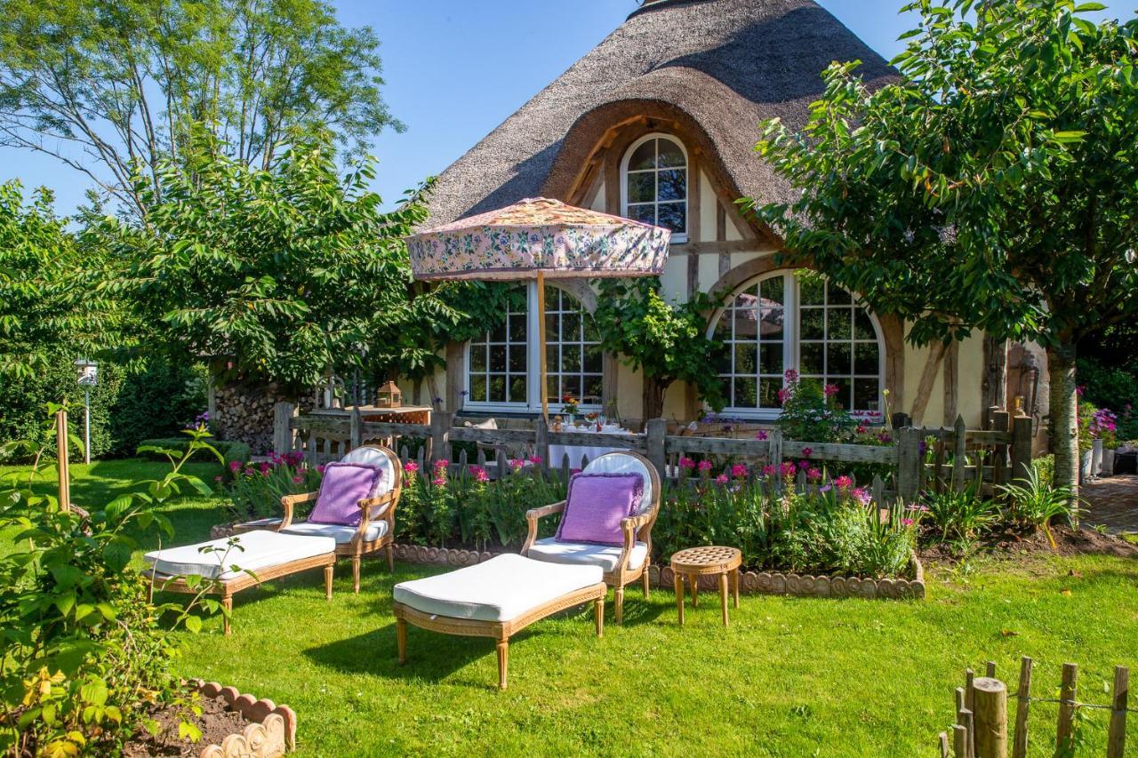 Le Domaine D'Ablon - Small Luxury Hotel Of The World Buitenkant foto